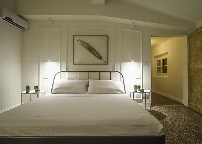 Luxury In Palazzo Spada * 볼로냐