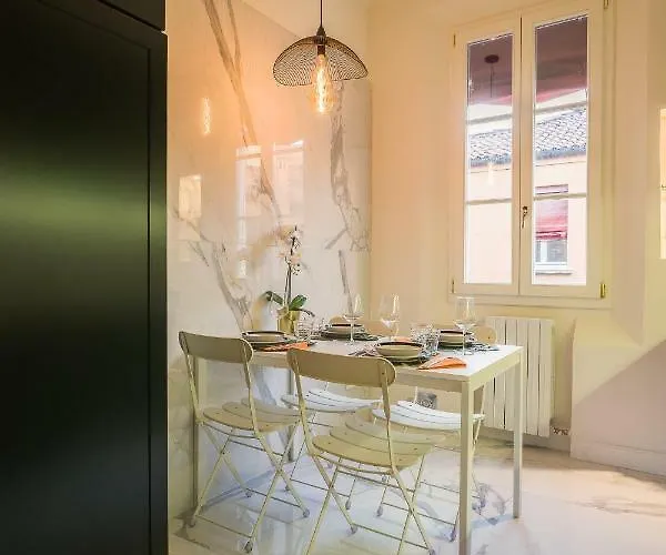 Luxury In Palazzo Spada 아파트 *