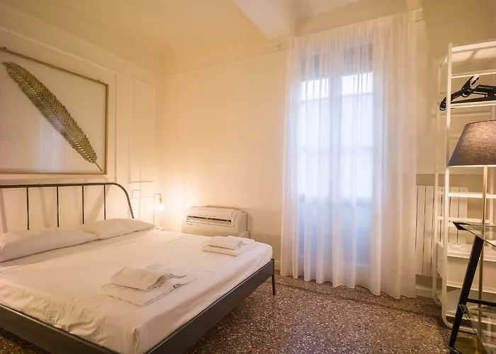 Luxury In Palazzo Spada * 볼로냐