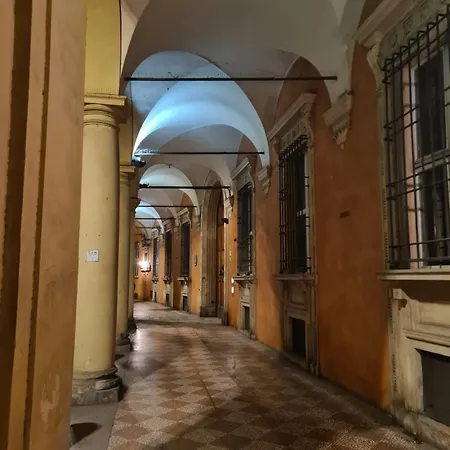 Luxury In Palazzo Spada בולוניה